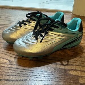 Dsg kids soccer cleats